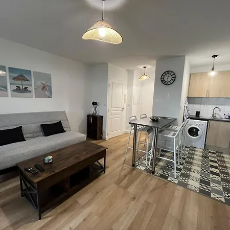 Appartement Avec Jardin A Rochefort Extérieur photo