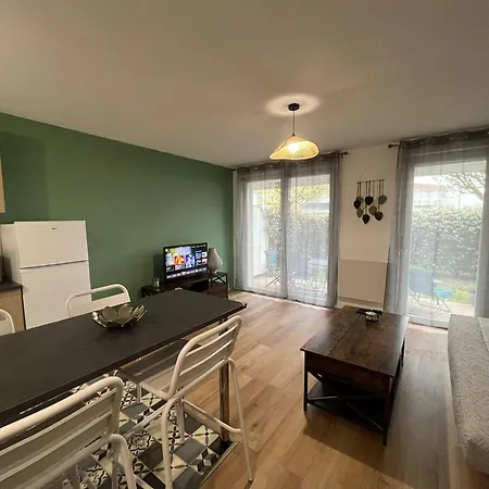 Appartement Avec Jardin A Rochefort Extérieur photo
